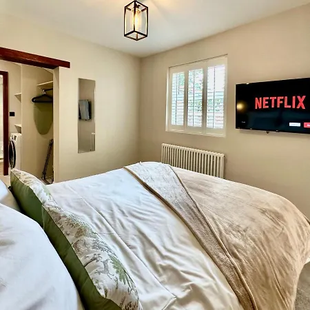 Guildhall Garden Apartment York