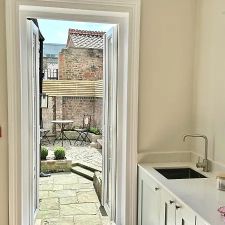 公寓 Guildhall Garden *