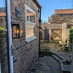 Apartment Guildhall Garden