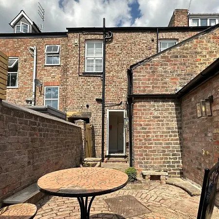 Appartement Guildhall Garden *